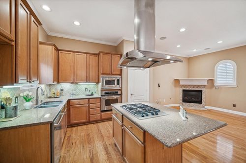 1506 Birdsall St, Houston, TX, 77007-3123 | Card Image