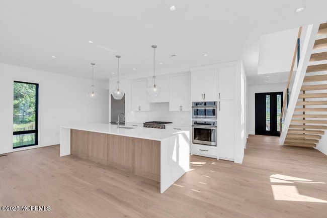 36” Designer Hood & 36” Rangetop - 6 Burner | Image 20