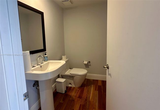 STE-4M - 400 Alton Rd, Condo with 1 bedrooms, 2 bathrooms and null parking in Miami Beach FL | Image 19