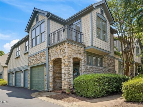 201 Presque Isle Ln, Chapel Hill, NC, 27514-6986 | Card Image