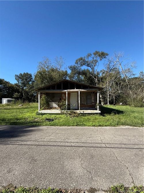 721 Garage Aly, Jennings, LA, 70546-6719 | Card Image