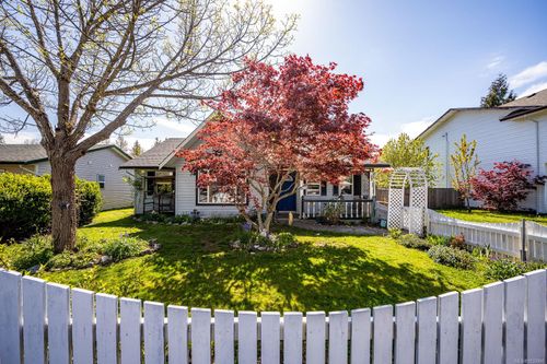1367 Larsen Rd, Courtenay, BC, V9N8Y9 | Card Image