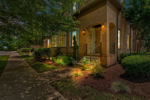 1119 Kennesaw Blvd, Gallatin, TN, 37066-6063 | Card Image