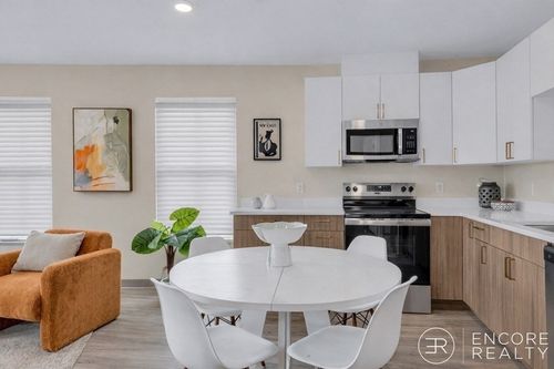 404-375 Cummins Hwy, Boston, MA, 02131-3946 | Card Image