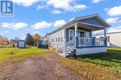 93 Rue Louisbourg, House other with 2 bedrooms, 1 bathrooms and null parking in Shediac NB | Image 2