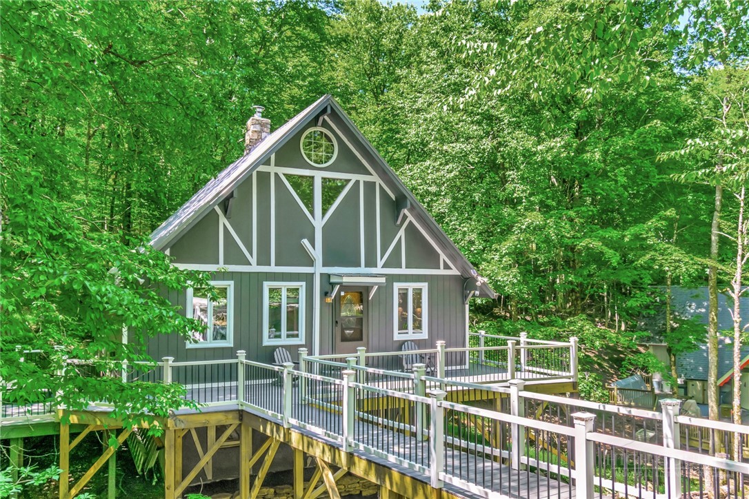 Residential in Beech Mountain 4