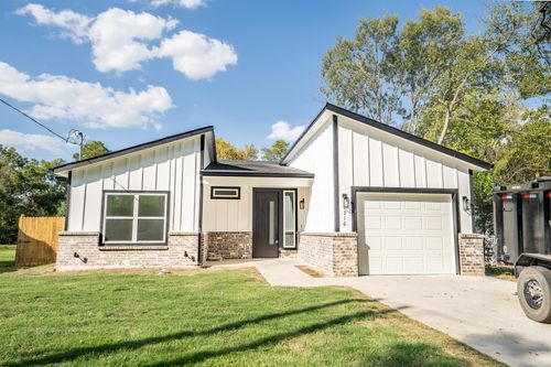 316 Beckham St W, Sulphur Springs, TX, 75482-4116 | Card Image