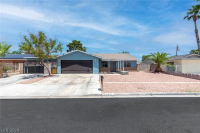 4842 E Imperial Avenue, House other with 5 bedrooms, 2 bathrooms and null parking in Las Vegas NV | Image 1