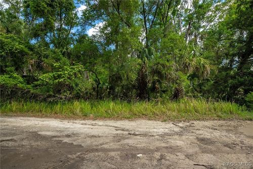 15085 W Roosters Crow Rd, INGLIS, FL, 34449-9211 | Card Image