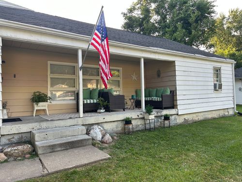 2133 N Northcrest Dr, Peoria, IL, 61604-3064 | Card Image