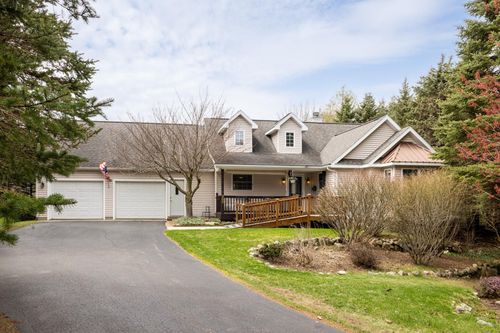 904 Bertina Ln, Traverse City, MI, 49696-8630 | Card Image