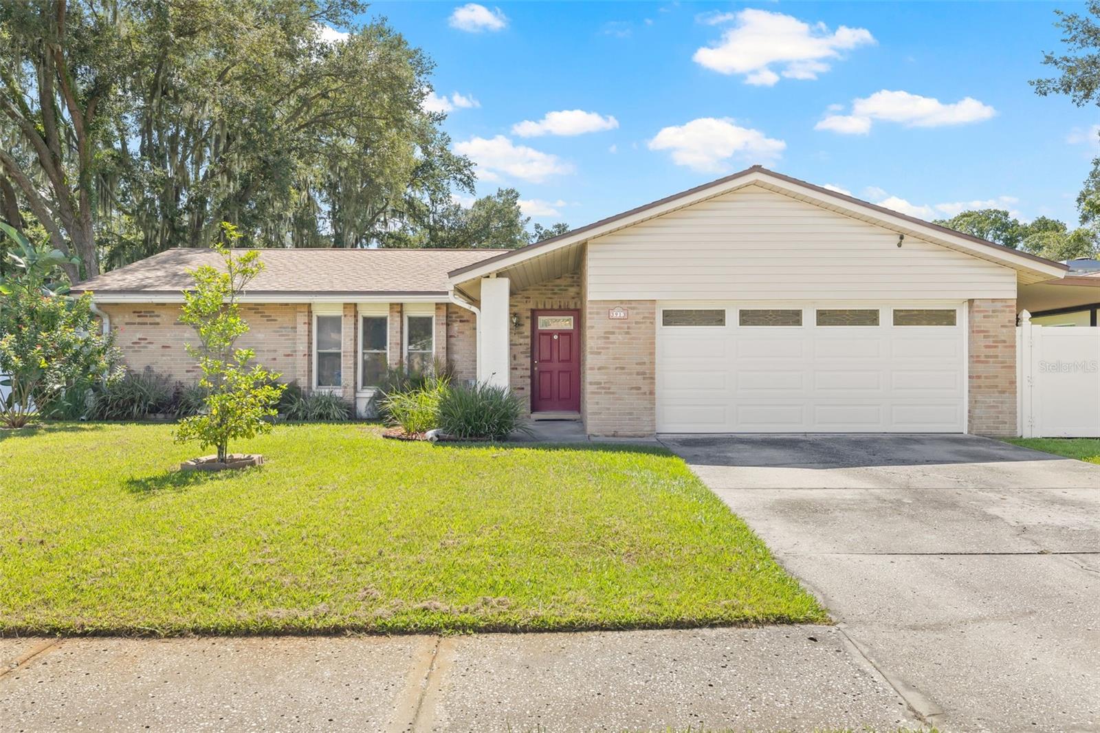 King Dr, Brandon, FL 33511