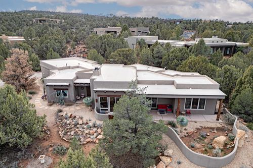 731 N Rock Garden Ln, Dammeron Valley, UT, 84783-5222 | Card Image