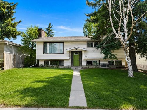 5724 Dalmead Cres Nw, Calgary, AB, T3A1E6 | Card Image