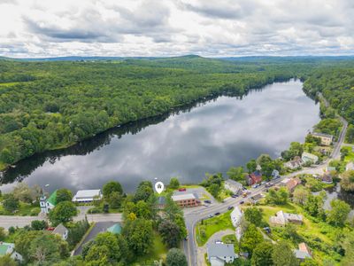 14 Main Street, House other with 3 bedrooms, 2 bathrooms and null parking in Mount Vernon ME | Image 3