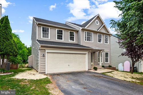 635 Holly Crest Dr, CULPEPER, VA, 22701-3199 | Card Image