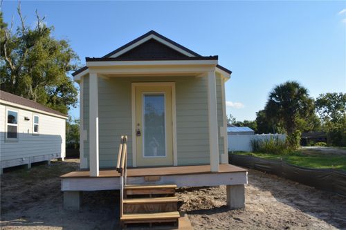 620 2rd Street Street, OVIEDO, FL, 32765 | Card Image