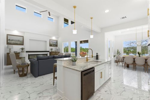 2056 White Doe Ct, Cleveland, TX, 77328-8880 | Card Image