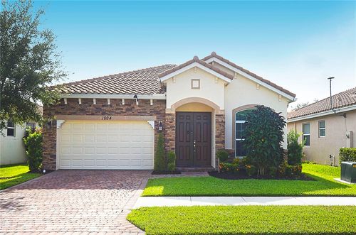 1804 Berkshire Cir, Vero Beach, FL, 32968-6719 | Card Image