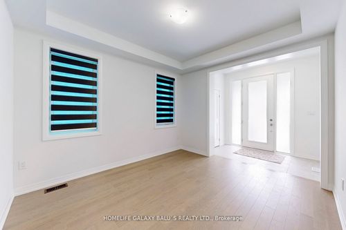 2940 Nakina St, Pickering, ON, L1X0P7 | Card Image