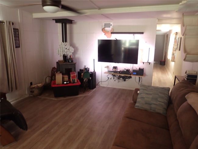 336 Boulder Ln, House other with 2 bedrooms, 2 bathrooms and 4 parking in Dale TX | Image 8