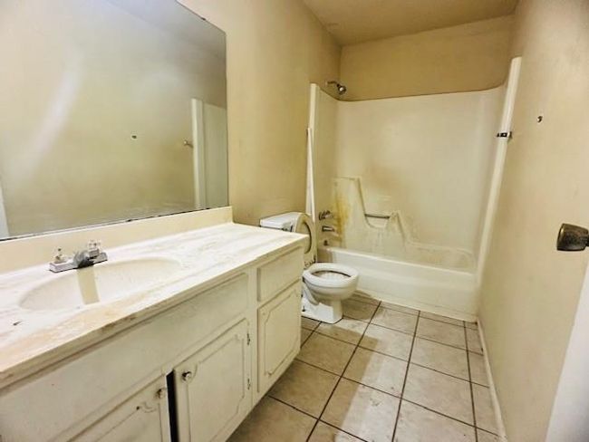 1917 Chapel Heights Dr, House other with 3 bedrooms, 2 bathrooms and 2 parking in Wharton TX | Image 9