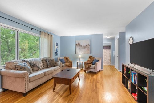 12808 Pheasant Run, Burnsville, MN, 55337-3637 | Card Image