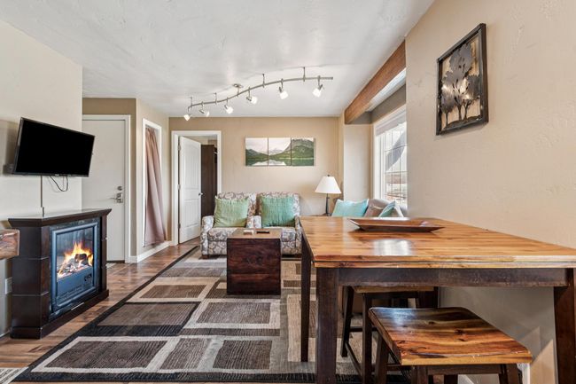 APT-6 - 119 Lupfer Ave, Condo with 2 bedrooms, 1 bathrooms and null parking in Whitefish MT | Image 6