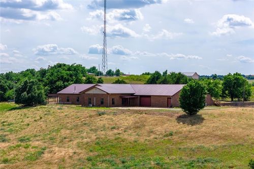 12168 Us Highway 281, Lookeba, OK, 73053-9621 | Card Image