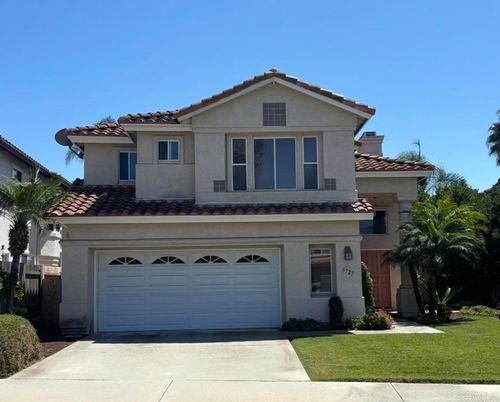 3727 Via Del Rancho, Oceanside, CA, 92056-7205 | Card Image