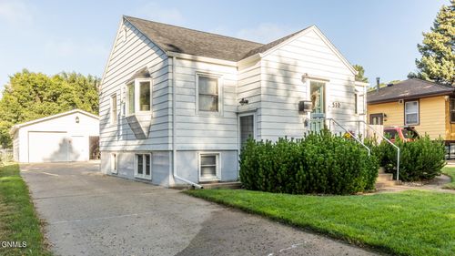 510 N 16th St, Bismarck, ND, 58501-4647 | Card Image