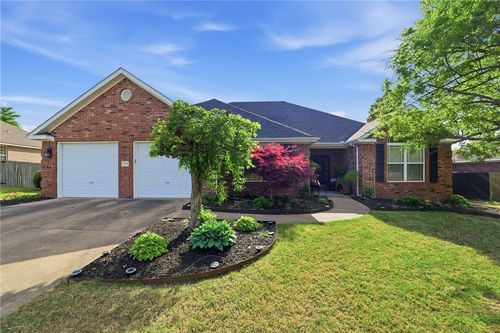 1299 S Saint Andrews Cir, Fayetteville, AR, 72701-7567 | Card Image