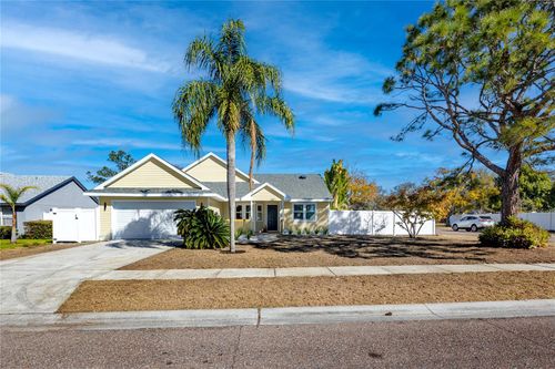 2735 Cordova Way S, ST PETERSBURG, FL, 33712-4144 | Card Image