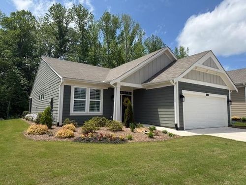 63 Aspen Way, Dallas, GA, 30157-7141 | Card Image