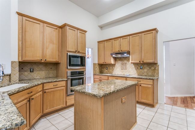 212 Longview Ct, House other with 4 bedrooms, 3 bathrooms and null parking in Keller TX | Image 16