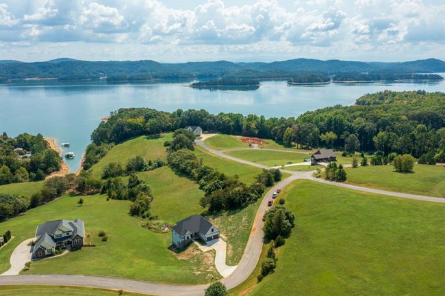 736 Cow Poke Ln, House other with 2 bedrooms, 3 bathrooms and null parking in Rutledge TN | Image 9
