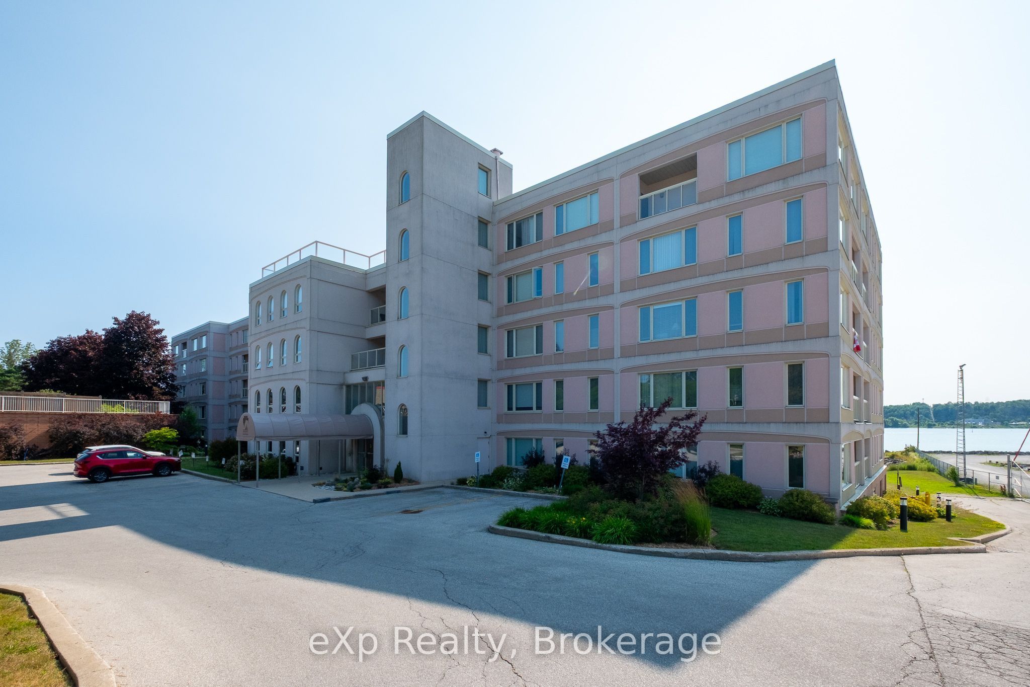 Residential in Owen Sound 2