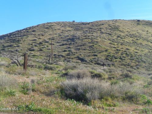 1800 Richter Lane, Palmdale, CA, 93550 | Card Image