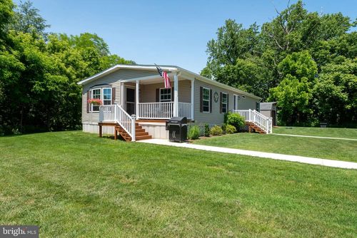 3327 Main St, Conestoga, PA, 17516-9505 | Card Image