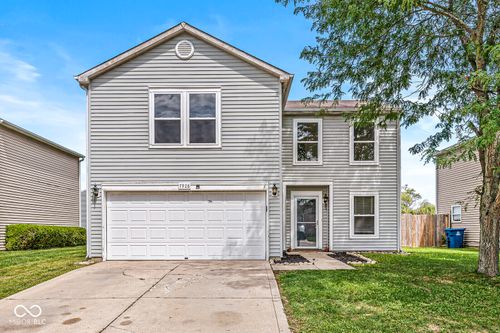 7928 States Bend Dr, Indianapolis, IN, 46239-7676 | Card Image