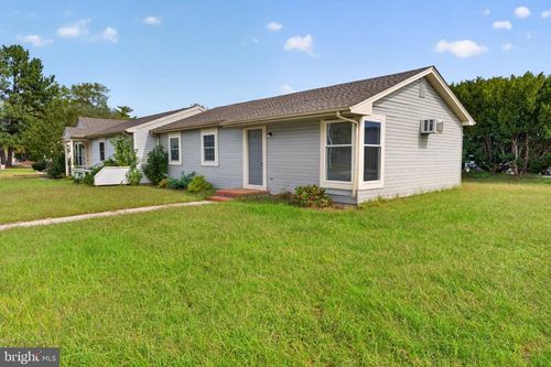 915 Green Mor Ave, Salisbury, MD, 21804-6617 | Card Image