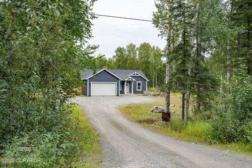 8961 W Emil Dr, Wasilla, AK, 99623-4151 | Card Image