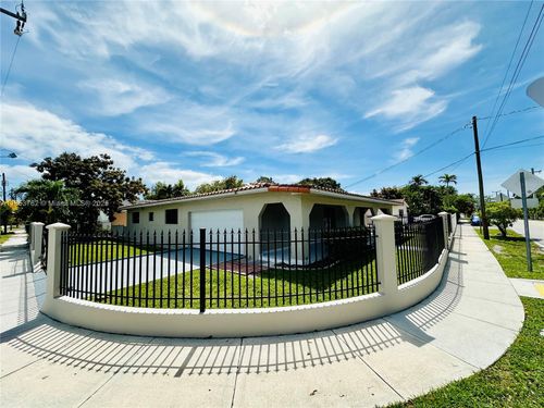 201 Sw 40th Ave, Coral Gables, FL, 33134-1761 | Card Image