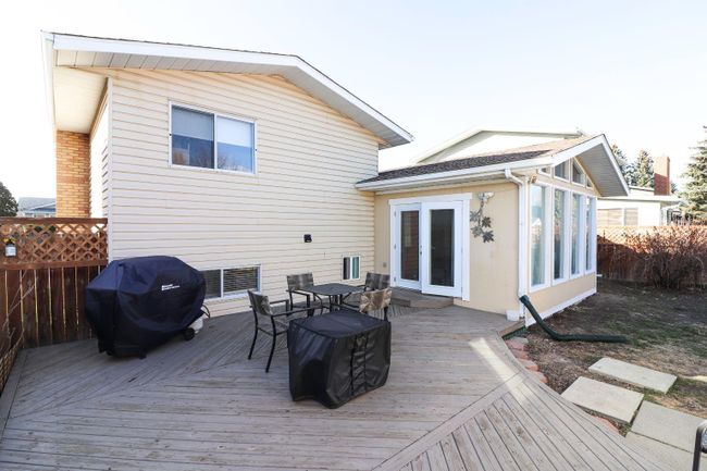 27 Ross Glen Place Se, Home with 3 bedrooms, 2 bathrooms and 3 parking in Medicine Hat AB | Image 27