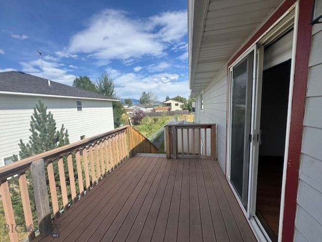 Upper Unit | Image 37