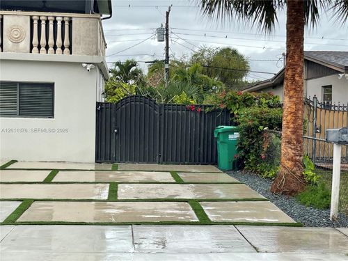 1-2342 Sw 128th Ave, Miami, FL, 33175-1940 | Card Image