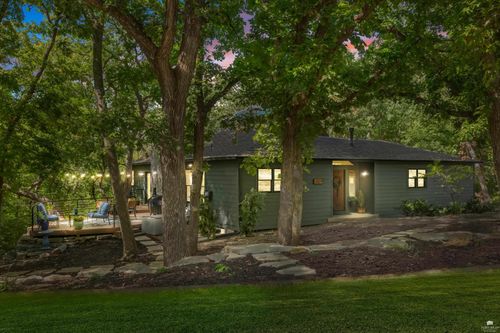 3024 Briaroak Rd, Manhattan, KS, 66503-3013 | Card Image