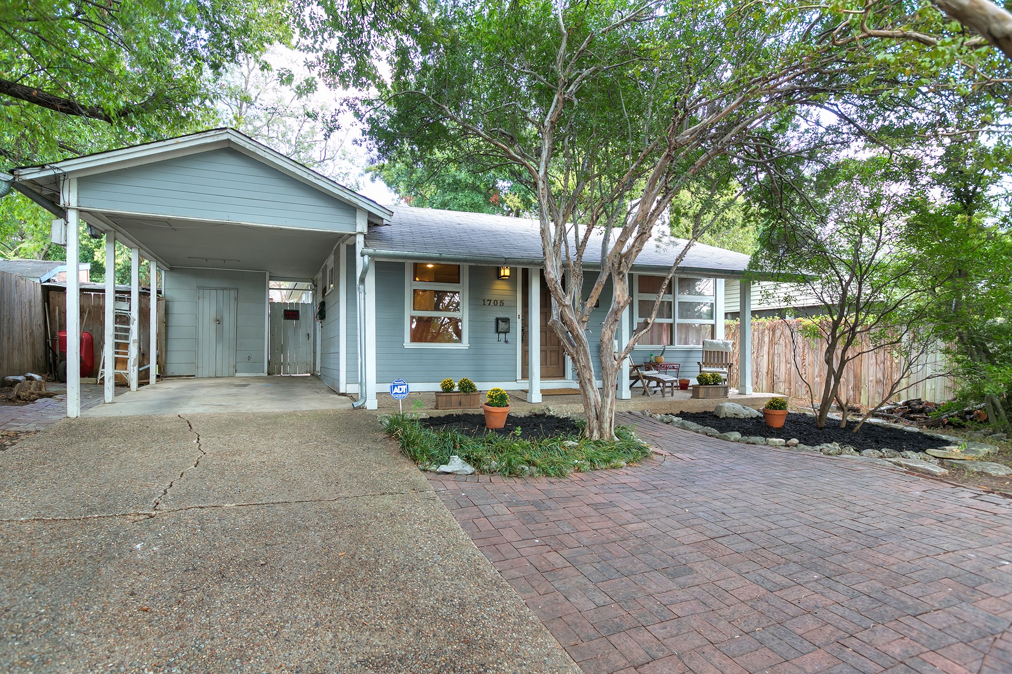 Newfield Ln, Austin, TX 78703