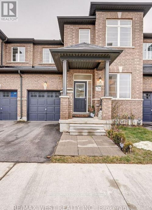 71 Riverwalk Drive N, Hamilton (Waterdown), ON, L0R2H1 | Card Image