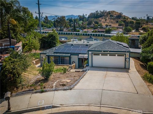 3208 Gibraltar Dr, Riverside, CA, 92506-2135 | Card Image